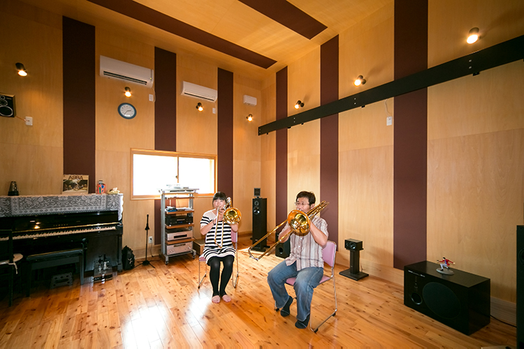 【予約制】エコフィールドの築17年も必見！『本格シアタールーム＆防音室のある家』実例見学会 in 沼津市